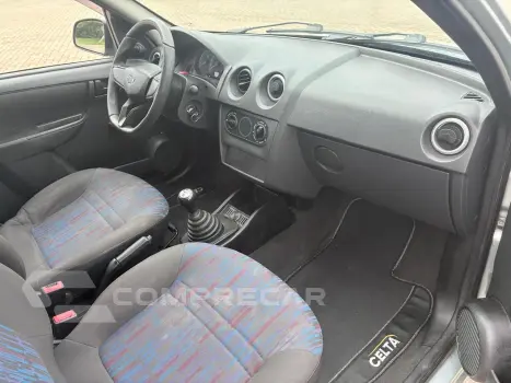 CELTA 1.0 MPFI Life 8V