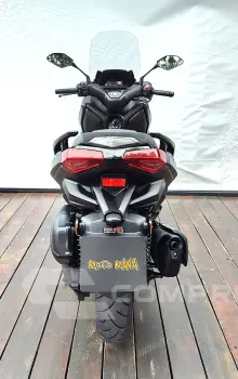 YAMAHA XMAX 250 CONNECTED ABS