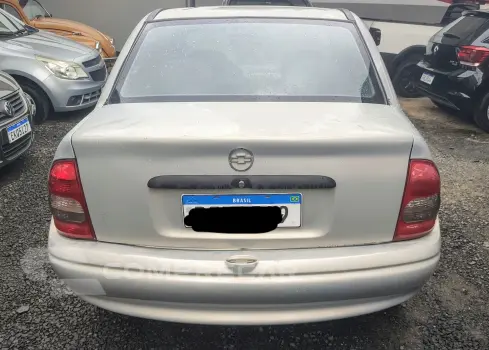 CLASSIC 1.0 MPFI Sedan 8V