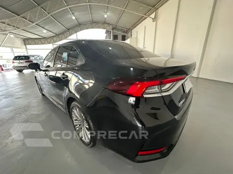 COROLLA 1.8 VVT-I Hybrid Altis