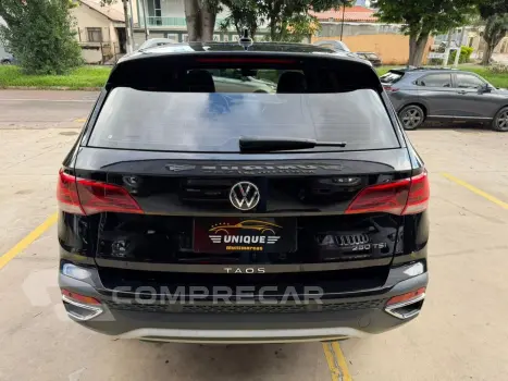 Taos 1.4 250 Tsi Total Flex Highline Automático