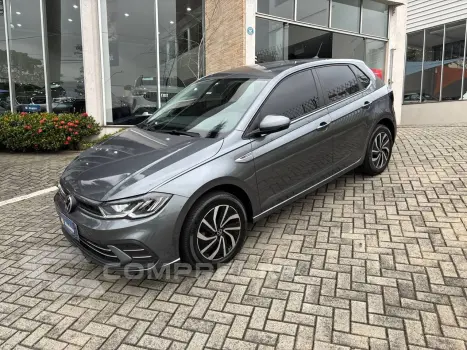 Volkswagen Polo Highline TSI 1.0 Flex 12V Aut. 4 portas