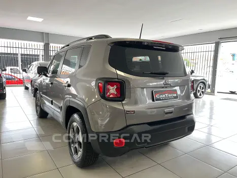 RENEGADE 1.8 AT
