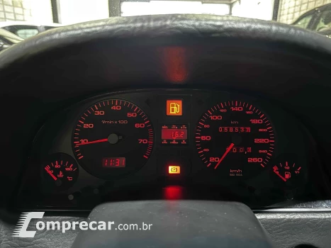 80 2.6 E V6 GASOLINA 4P AUTOMÁTICO