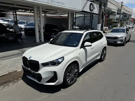 BMW X1 2.0 16V Turbo Sdrive20i M Sport 4 portas