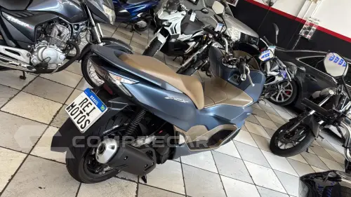 PCX DLX 160C ABS