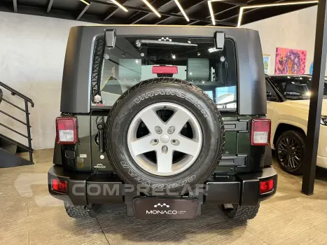 Wrangler 3.8 V6 12V SPORT TETO RÍGIDO E LONA AUTOMÁTICO
