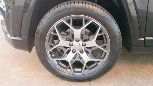 COMMANDER 1.3 T270 Turbo Overland