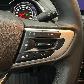 ONIX SED. Plus PREM. 1.0 12V TB Flex Aut