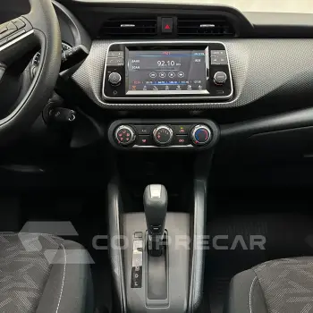 KICKS Play Sense 1.6 16V Flex Aut.