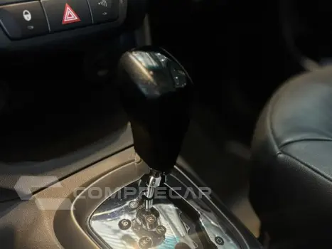 AIRCROSS - 1.6 SHINE BUSINESS 16V 4P AUTOMÁTICO
