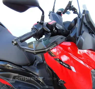 YAMAHA XMAX ABS
