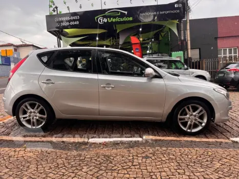 i30 2.0 16V 145cv 5p Mec.