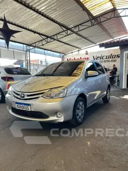 Toyota ETIOS XS 1.5 Flex 16V 5p Mec. 4 portas