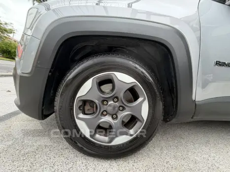 Renegade 1.8 4x2 Flex 16V Aut.