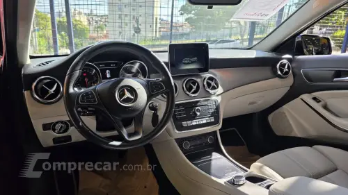 GLA 200 Advance 1.6/1.6 TB 16V Flex Aut.