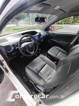 Etios Sedan 1.5 16V 4P FLEX XLS AUTOMÁTICO