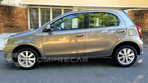 ETIOS 1.5 X Plus 16V