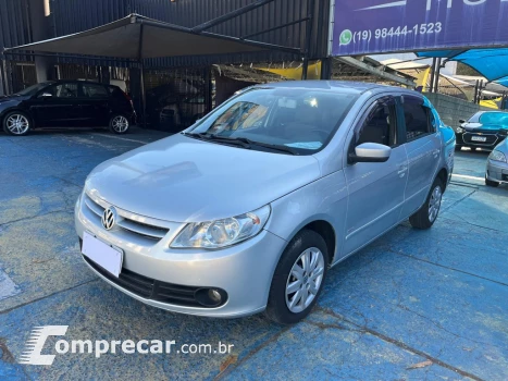Volkswagen Voyage 4 portas