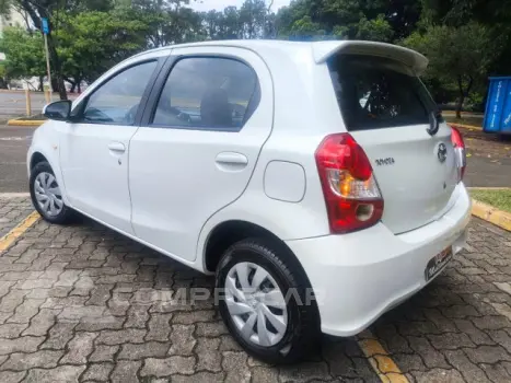 ETIOS HATCH - 1.5 XS 16V 4P MANUAL