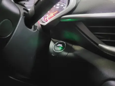 TRACKER LT 1.0 Turbo 12V Flex Aut.