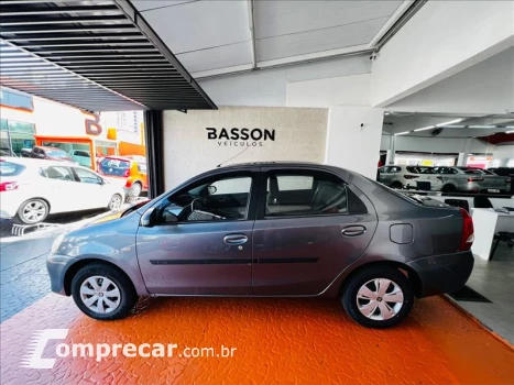 ETIOS 1.5 XS Sedan 16V