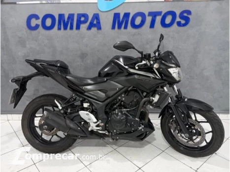 Yamaha MT-03 - Naked