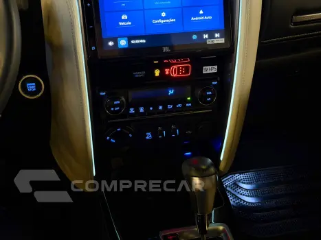 HILUX SW4 2.8 D-4D TURBO DIESEL DIAMOND 7L 4X4 AUTOMÁTICO