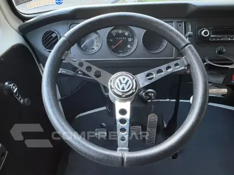KOMBI 1.6 MI STD Lotação 8V