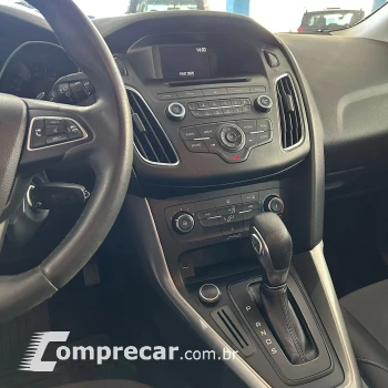 FOCUS 2.0 GLX Sedan 16V