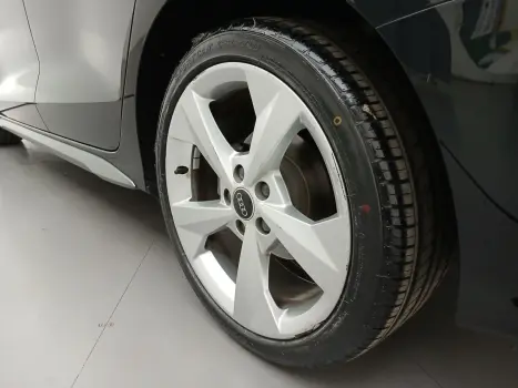 A3 2.0 40 TFSI MHEV SEDAN S LINE S-TRONIC