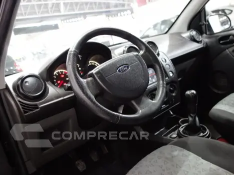 FIESTA SEDAN - 1.0 ROCAM SEDAN 8V 4P MANUAL