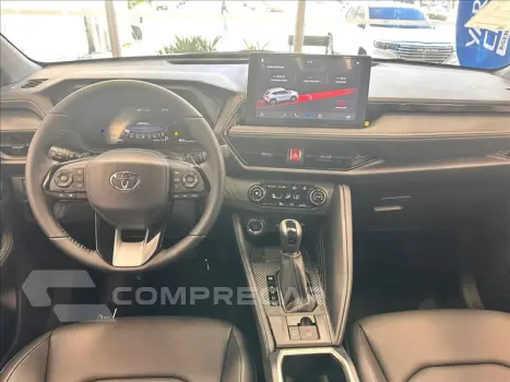 YARIS CROSS 1.5 VVT-I XRE