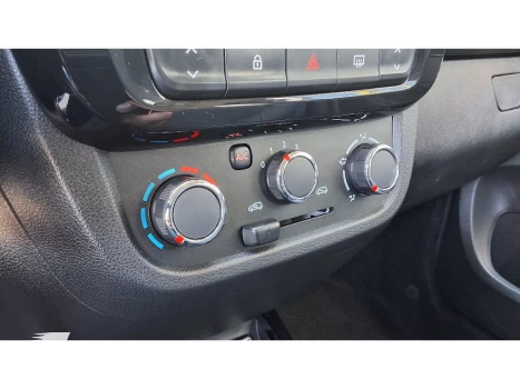 KWID 1.0 12V SCE FLEX INTENSE MANUAL