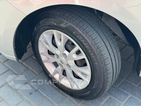 LOGAN 1.0 12V SCE ZEN