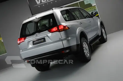 PAJERO DAKAR 3.2 HPE 4X4 7 Lugares 16V Turbo Intercooler