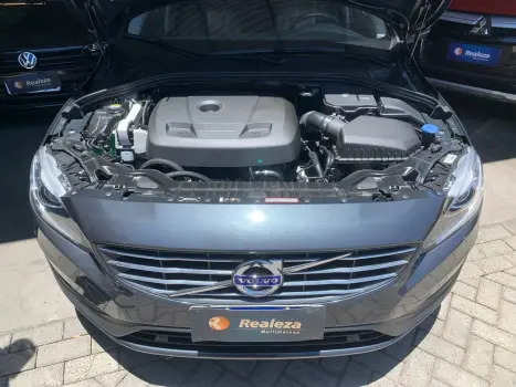S60 T-4 MOMENTUM 2.0 190cv 4p