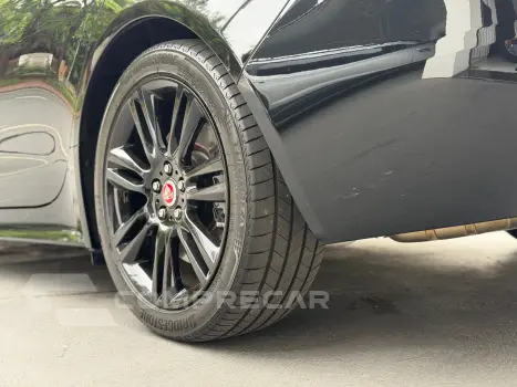 Xe 2.0 16V Si4 Turbo Gasolina R-Sport 4P Automático