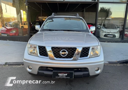 Frontier LE CD 4x4 2.5 TB Diesel Mec.