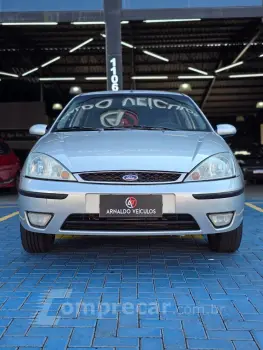 Focus Ghia Sed. 2.0 16V/ 2.0 16V Flex 4p