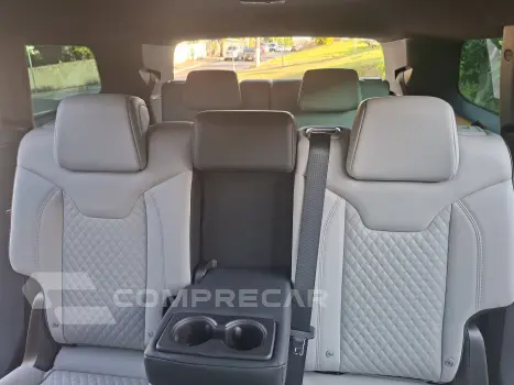 COMMANDER 1.3 T270 Turbo Limited