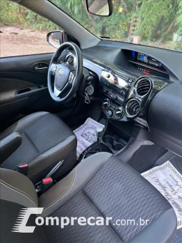 ETIOS 1.5 X PLUS SEDAN 16V FLEX 4P AUTOMÁTICO