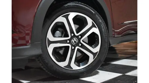 HR-V - 1.8 16V TOURING 4P AUTOMÁTICO