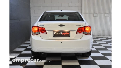 CRUZE SEDAN - 1.8 LT 16V 4P AUTOMÁTICO