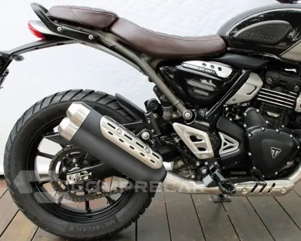 TRIUMPH SCRAMBLER 400 X