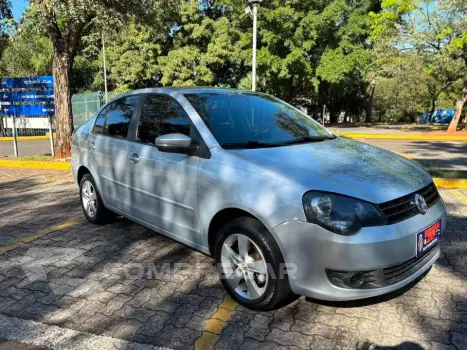 POLO SEDAN 1.6 MI 8V