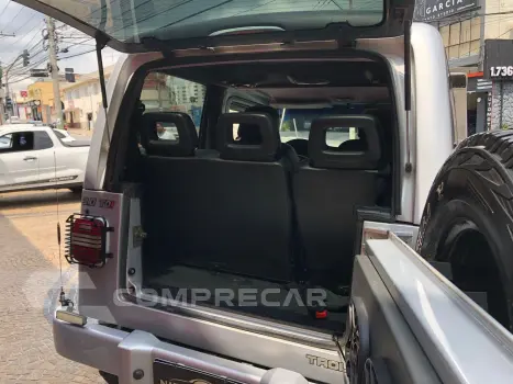 T4 3.0 Teto Rígido 16V Turbo Eletronic Diesel 2P Manual