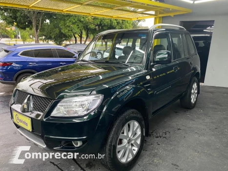 Pajero TR4 2.0 16V 4P 4X4 AUTOMÁTICO