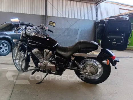 Honda shadow 750