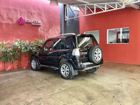 PAJERO TR4 2.0 4X2 16V 140CV FLEX 4P AUTOMÁTICO